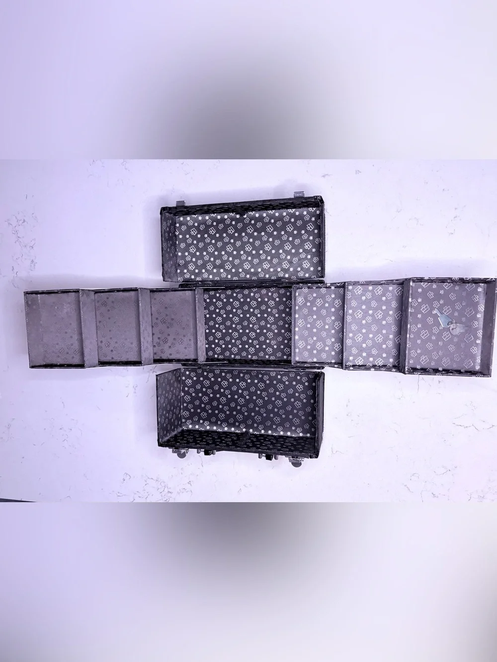 Black Caboodle Patterned Make Up Case w/Metal Hardware & Keys